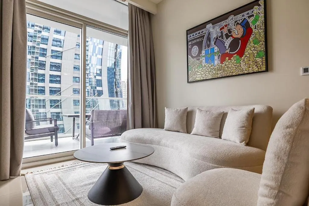 Stylish 2 Bedroom Apt In Business Bay Dubai Apartment