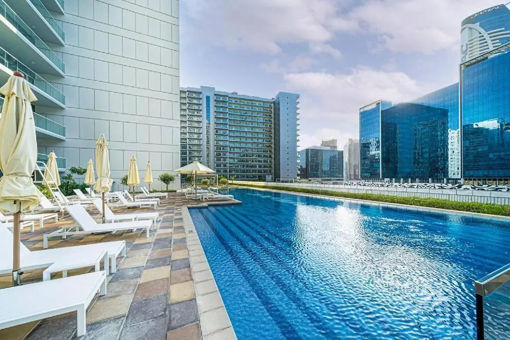 Apartment Stylish 2 Bedroom Apt In Business Bay Dubai